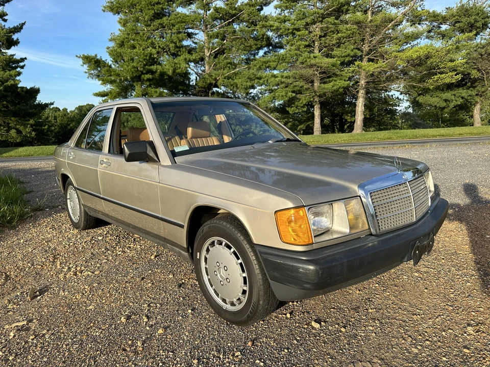1986 Mercedes-Benz 190E - Image 7 of 31
