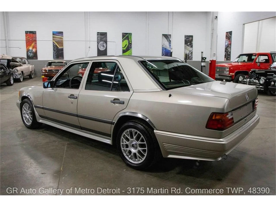 1986 Mercedes-Benz W124 E-Class - Image 4 of 31