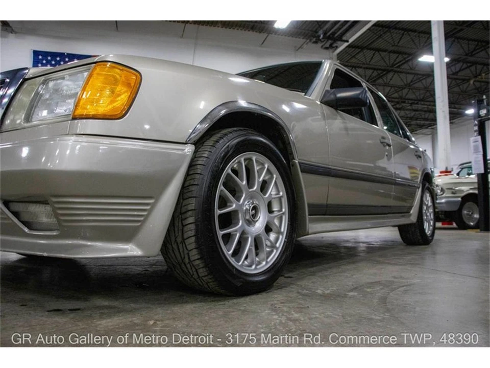 1986 Mercedes-Benz W124 E-Class - Image 21 of 31