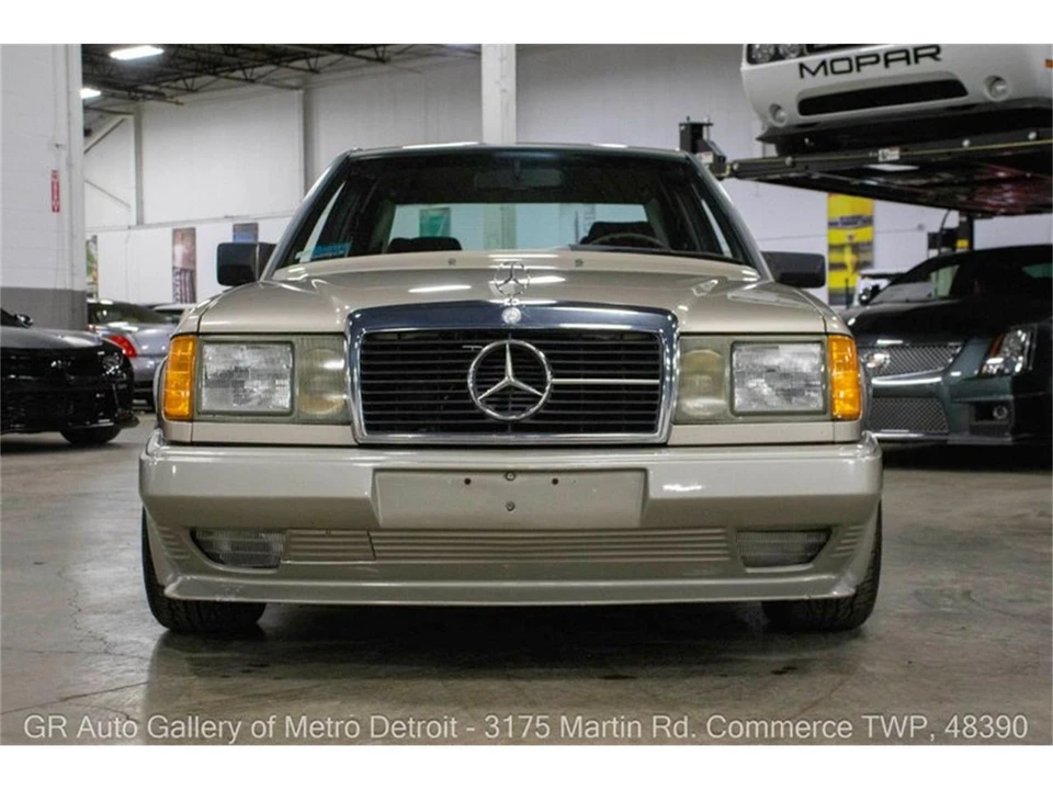 1986 Mercedes-Benz W124 E-Class - Image 12 of 31