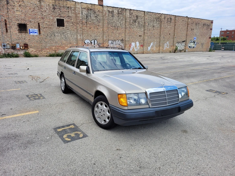 1986 Mercedes-Benz W124 E-Class - Image 8 of 8