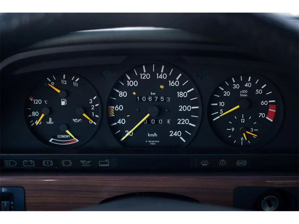 1986 Mercedes-Benz W124 E-Class - Image 8 of 11