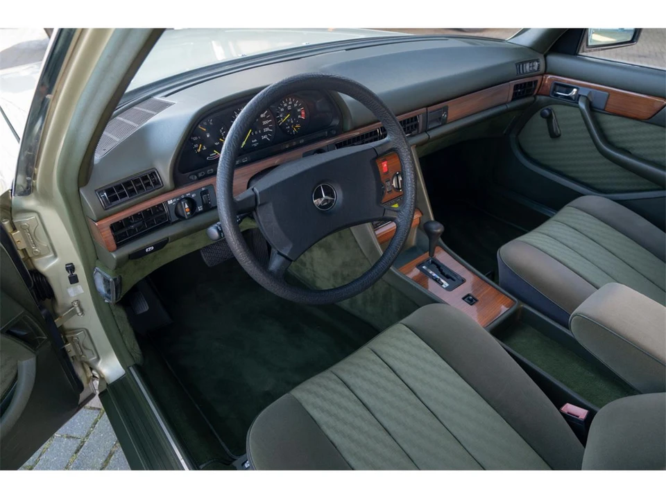 1986 Mercedes-Benz W124 E-Class - Image 6 of 11