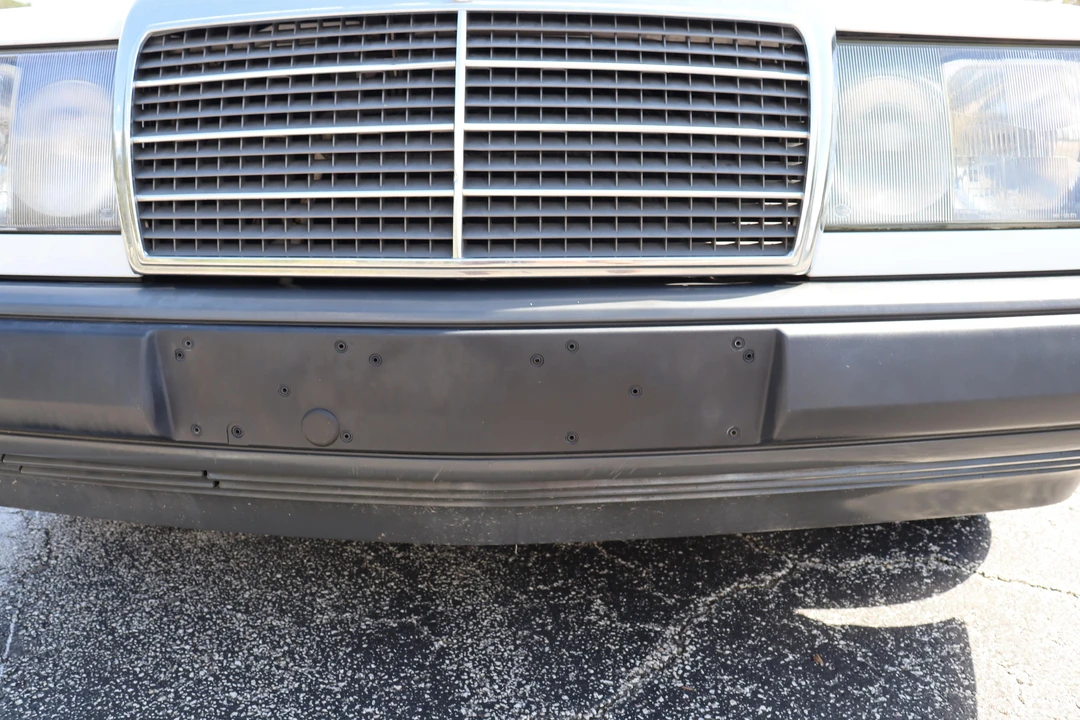 1986 Mercedes-Benz W124 E-Class - Image 15 of 31