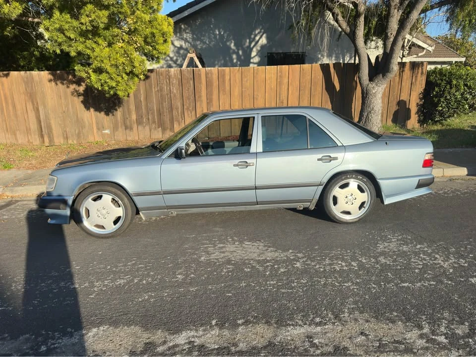1986 Mercedes-Benz W124 E-Class - Image 3 of 10