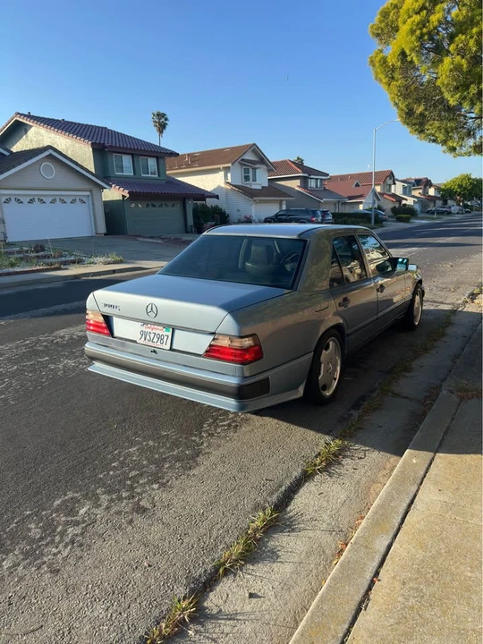 1986 Mercedes-Benz W124 E-Class - Image 6 of 10