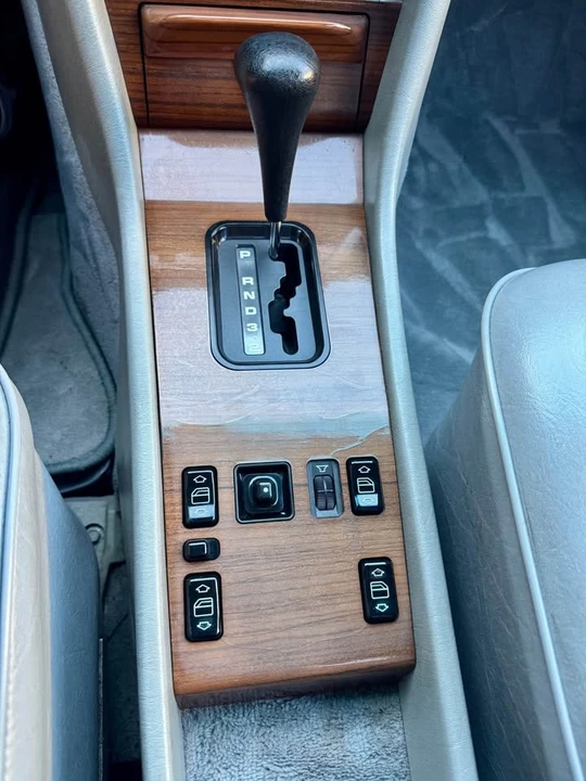 1986 Mercedes-Benz W124 E-Class - Image 18 of 20