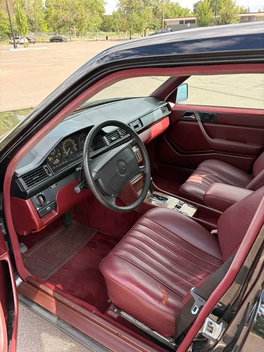 1986 Mercedes-Benz W124 E-Class - Image 5 of 9