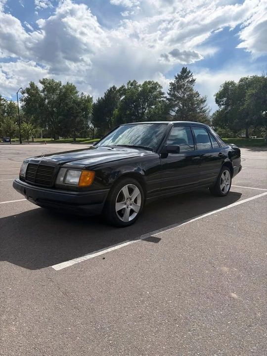 1986 Mercedes-Benz W124 E-Class - Image 9 of 9