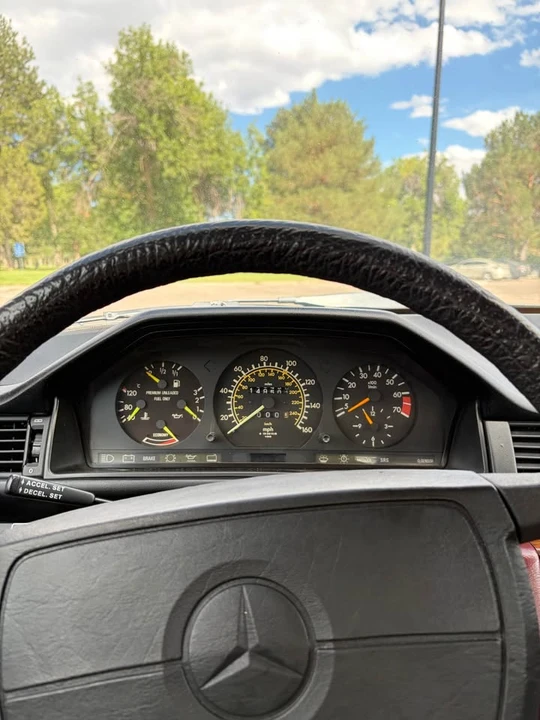 1986 Mercedes-Benz W124 E-Class - Image 8 of 9