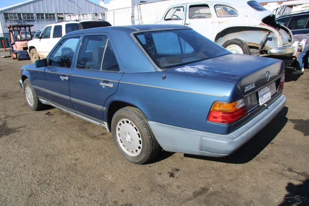 1986 Mercedes-Benz W124 E-Class - Image 5 of 21