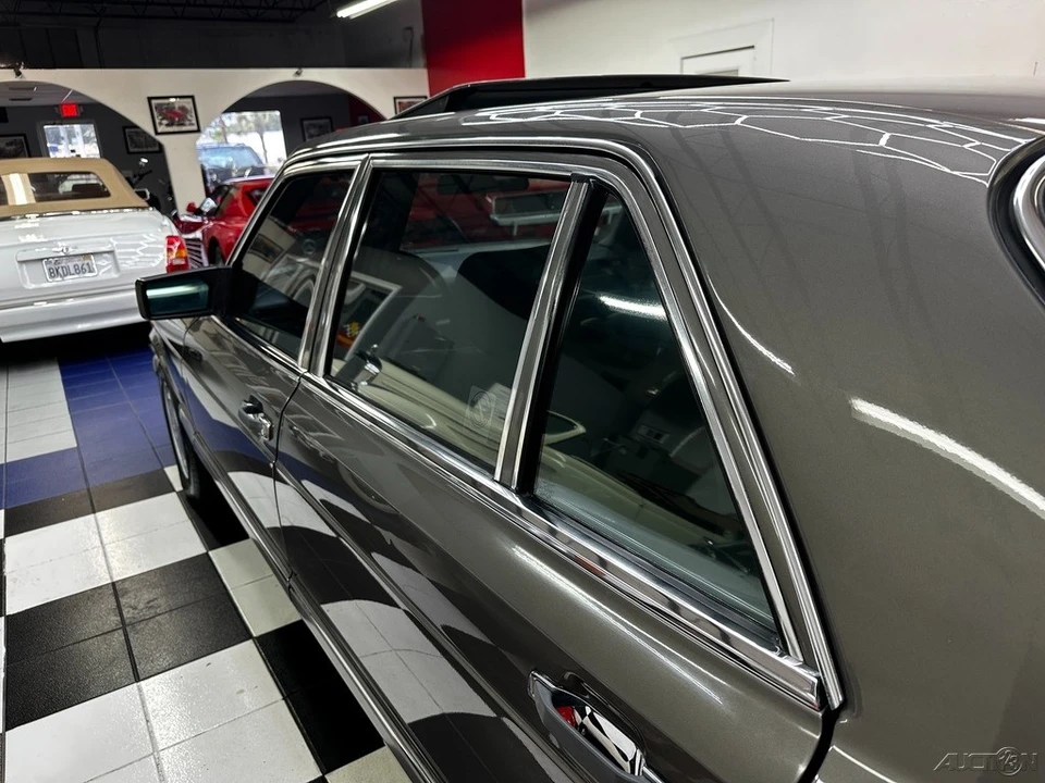 1986 Mercedes-Benz W124 E-Class - Image 21 of 21