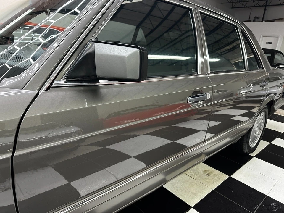 1986 Mercedes-Benz W124 E-Class - Image 14 of 21