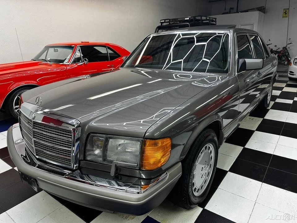 1986 Mercedes-Benz W124 E-Class - Image 9 of 21