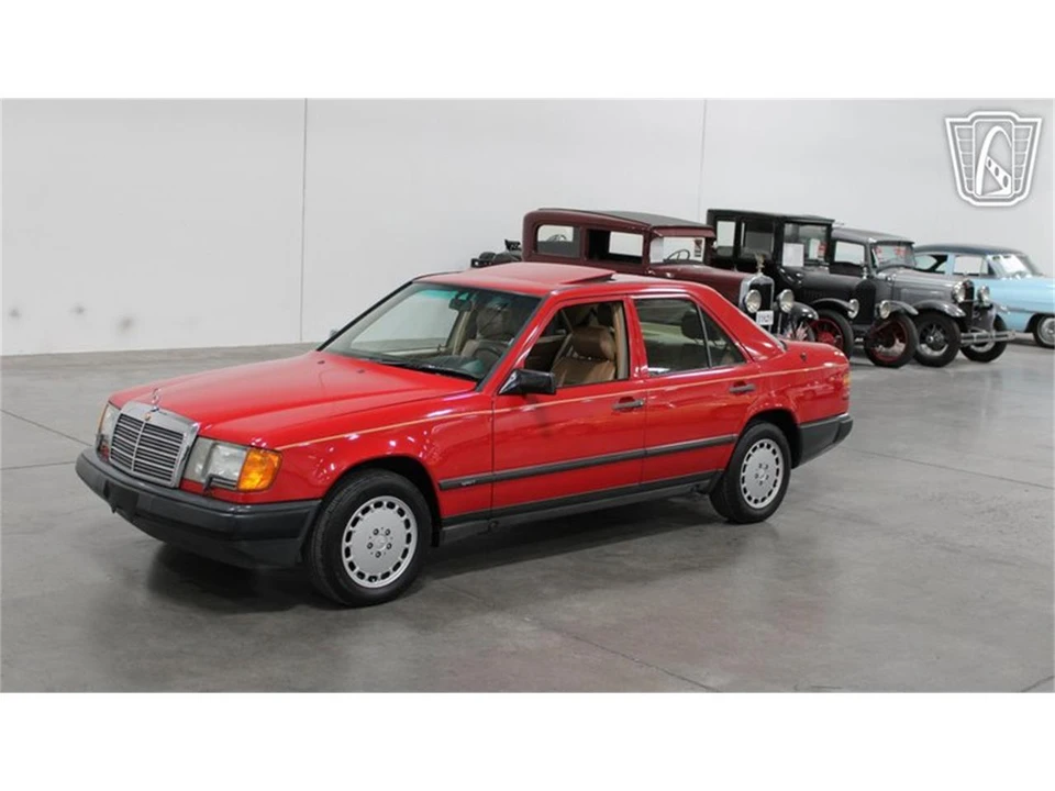 1986 Mercedes-Benz 190E - Image 6 of 31