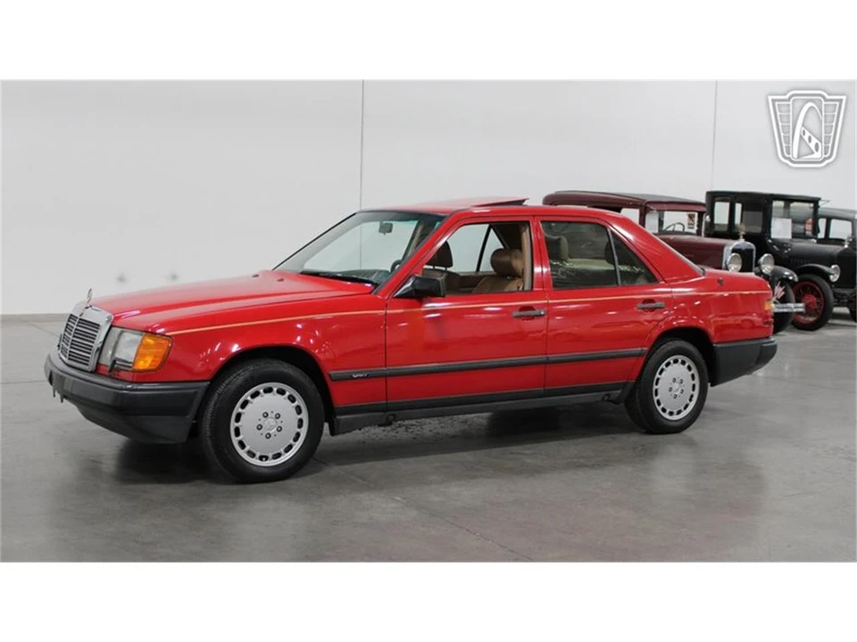 1986 Mercedes-Benz 190E - Image 3 of 31