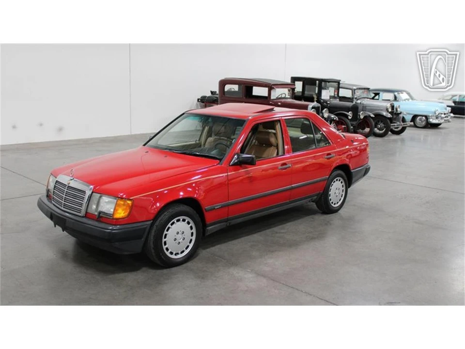 1986 Mercedes-Benz 190E - Image 8 of 31