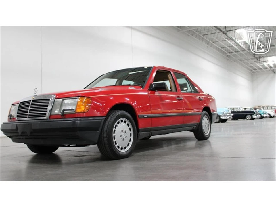 1986 Mercedes-Benz 190E - Image 24 of 31