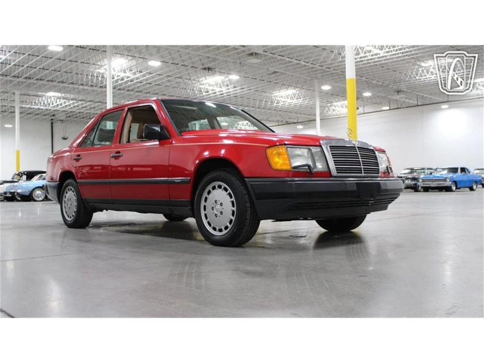 1986 Mercedes-Benz 190E - Image 30 of 31