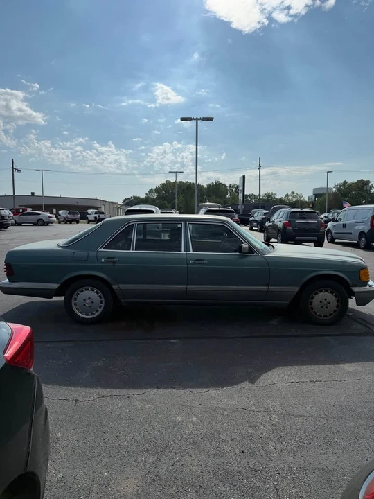 1986 Mercedes-Benz 190E - Image 6 of 11