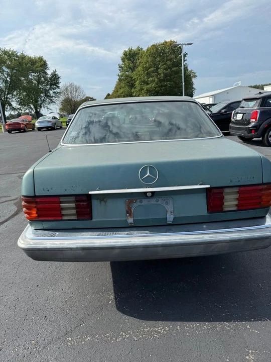 1986 Mercedes-Benz 190E - Image 4 of 11