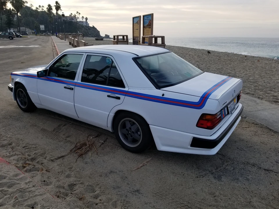 1986 Mercedes-Benz W124 E-Class - Image 11 of 31