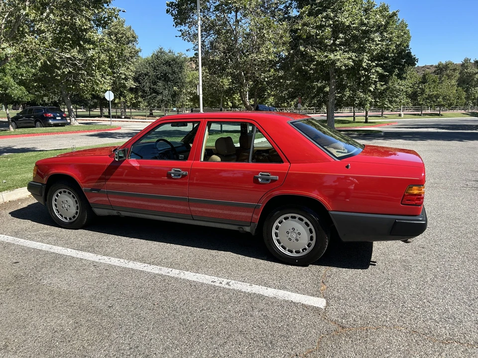 1986 Mercedes-Benz W124 E-Class - Image 6 of 31