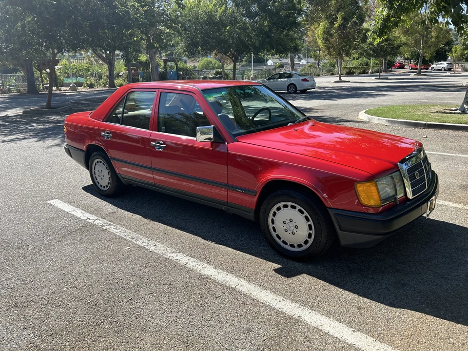 1986 Mercedes-Benz W124 E-Class - Image 14 of 31