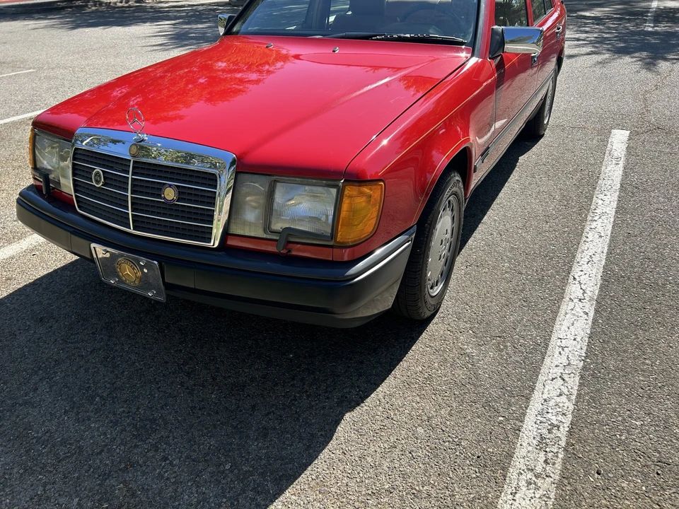 1986 Mercedes-Benz W124 E-Class - Image 18 of 31