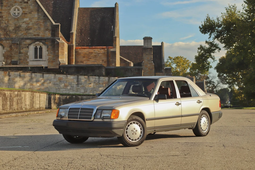 1986 Mercedes-Benz W124 E-Class - Image 9 of 31