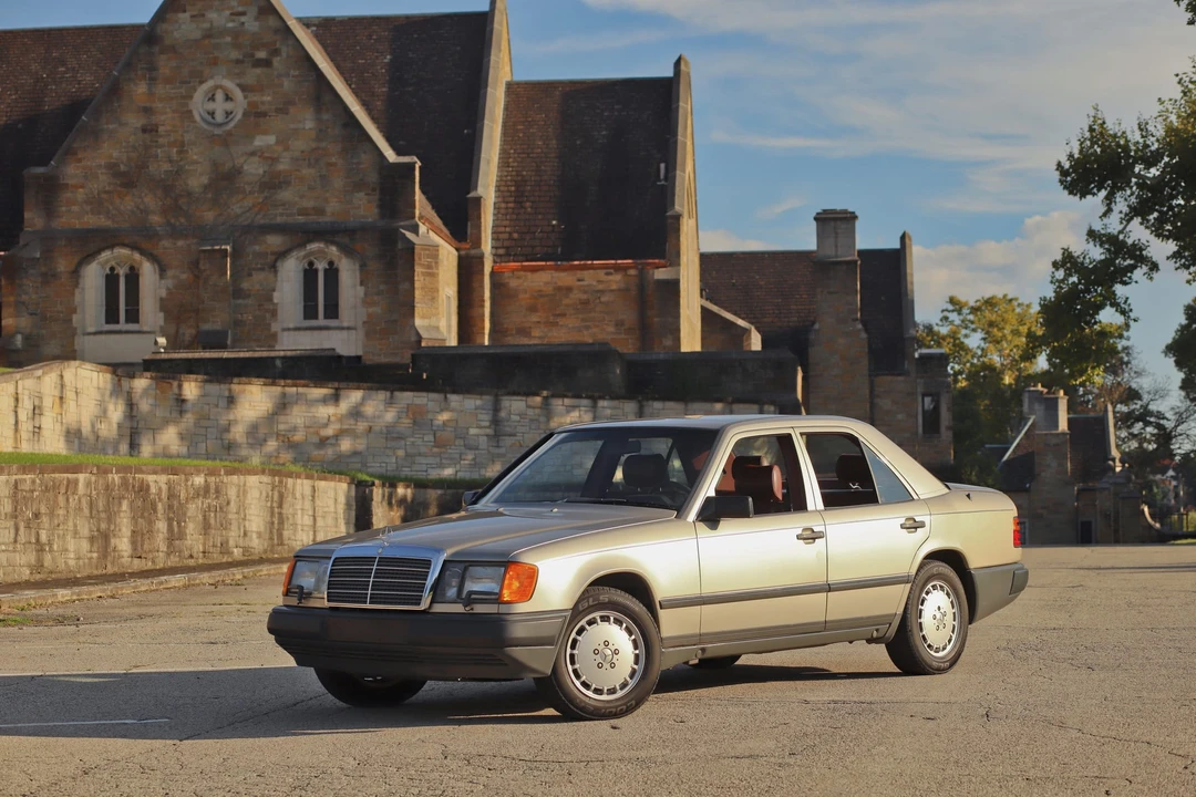 1986 Mercedes-Benz W124 E-Class - Image 18 of 31
