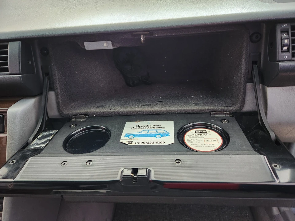 1986 Mercedes-Benz W124 E-Class - Image 29 of 31