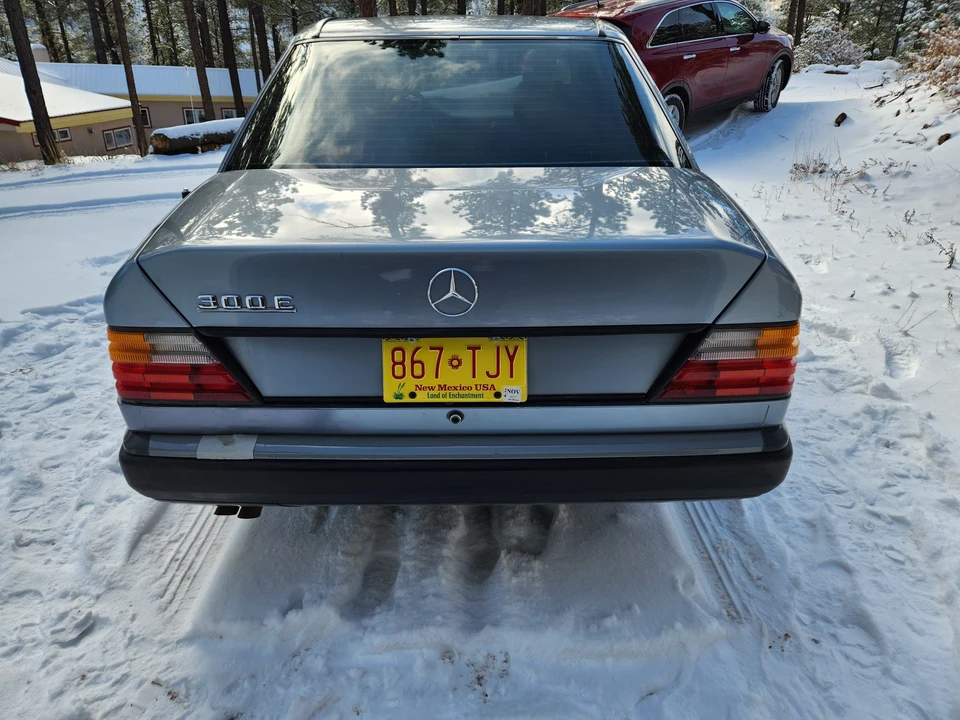 1986 Mercedes-Benz W124 E-Class - Image 6 of 31
