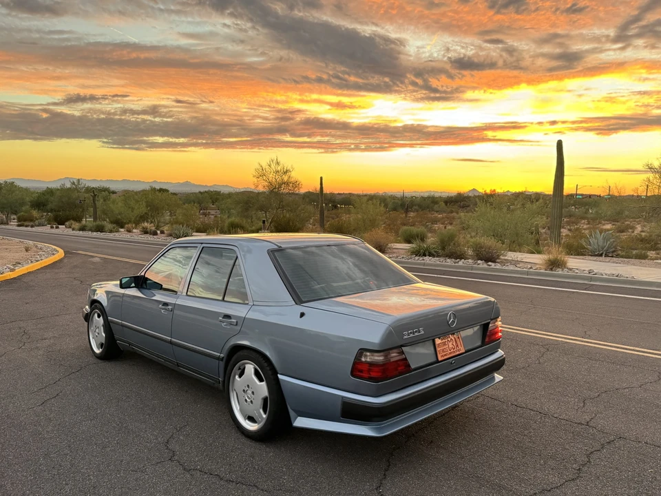 1986 Mercedes-Benz W124 E-Class - Image 25 of 31