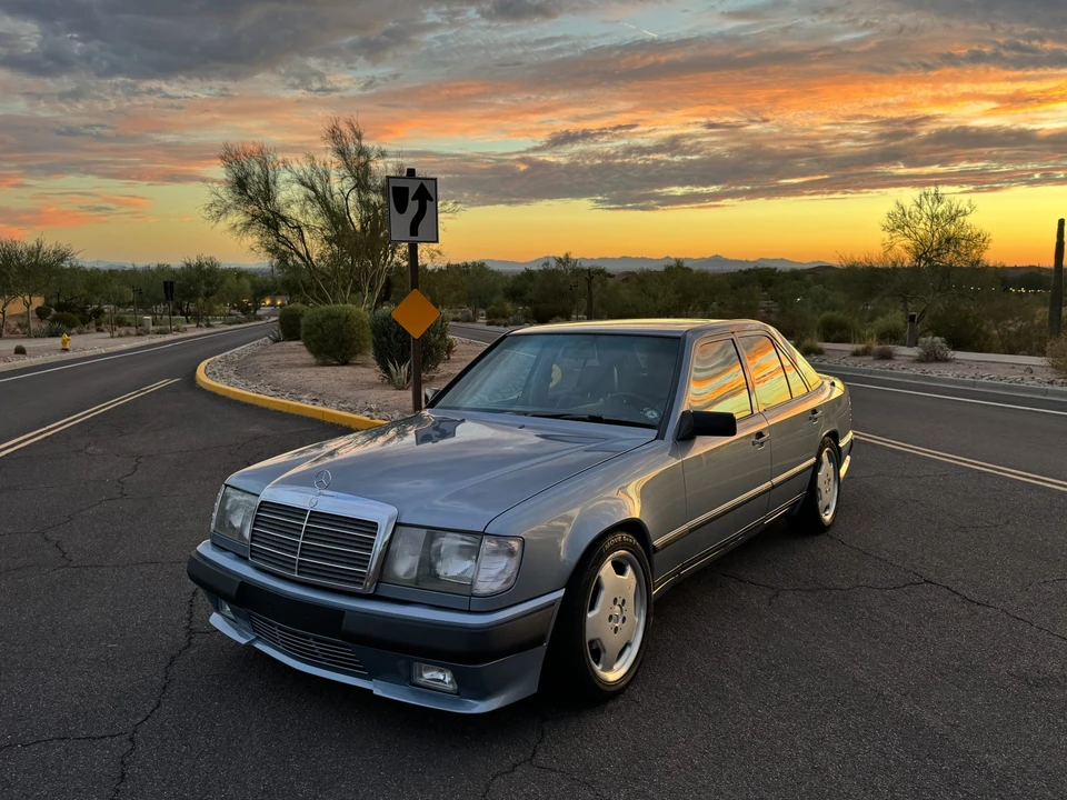 1986 Mercedes-Benz W124 E-Class - Image 11 of 31