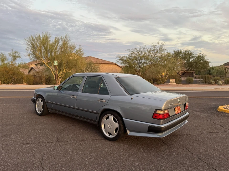 1986 Mercedes-Benz W124 E-Class - Image 24 of 31