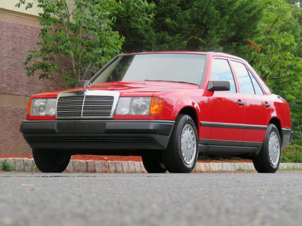 1986 Mercedes-Benz W124 E-Class - Image 7 of 31