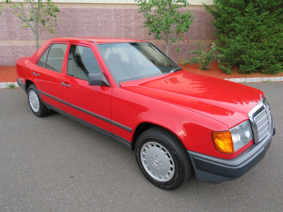 1986 Mercedes-Benz W124 E-Class - Image 15 of 31