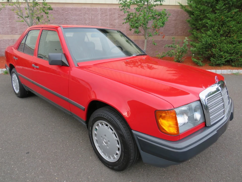 1986 Mercedes-Benz W124 E-Class - Image 14 of 31