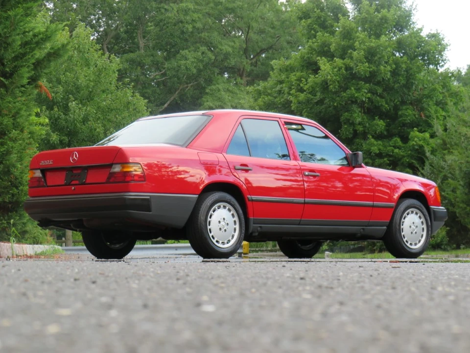 1986 Mercedes-Benz W124 E-Class - Image 21 of 31