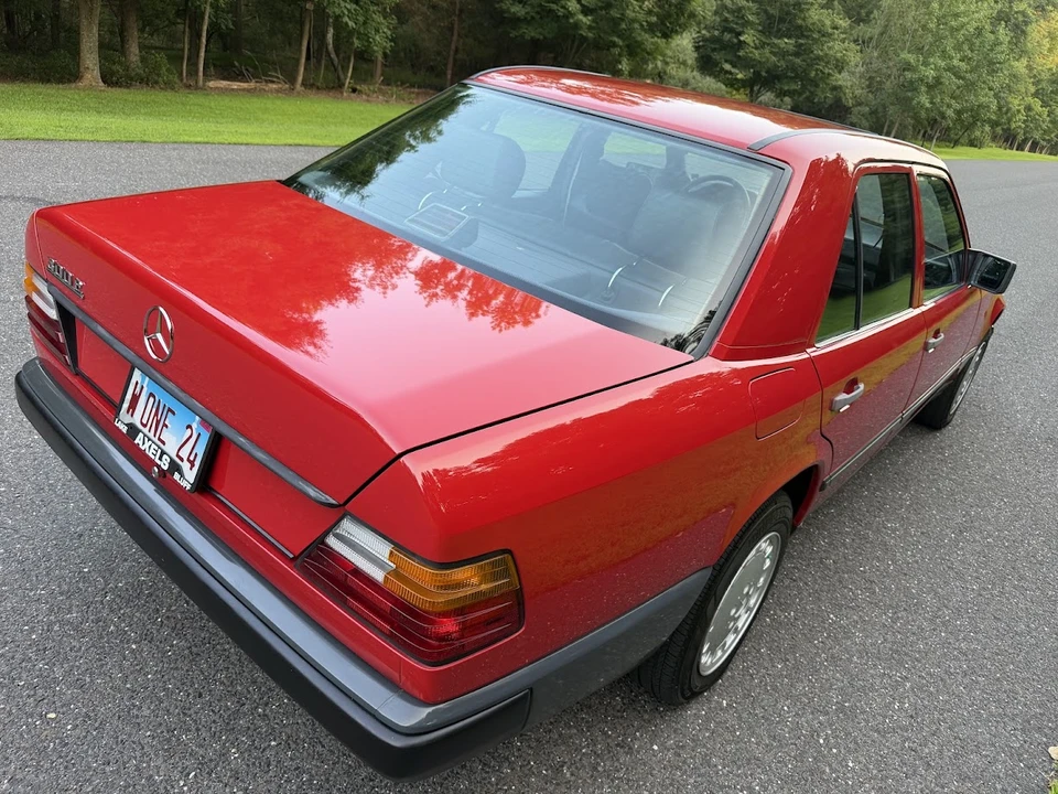 1986 Mercedes-Benz W124 E-Class - Image 20 of 31