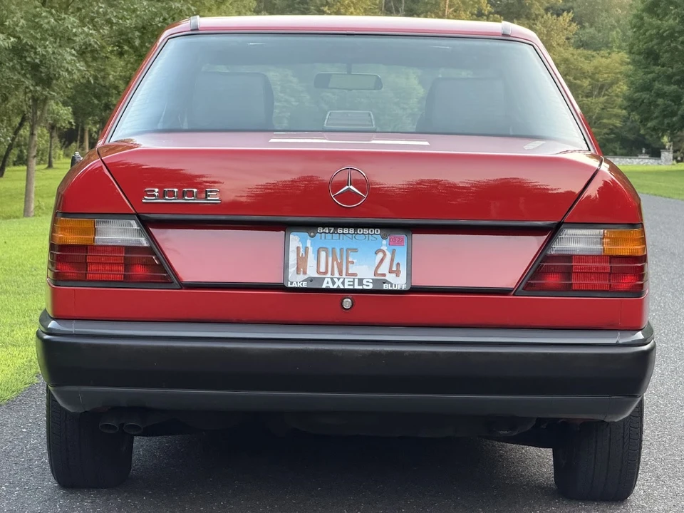 1986 Mercedes-Benz W124 E-Class - Image 24 of 31