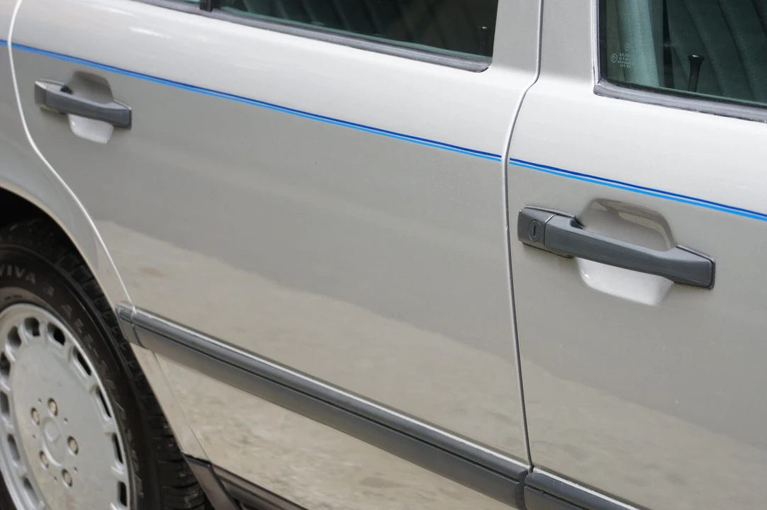 1986 Mercedes-Benz W124 E-Class - Image 12 of 31
