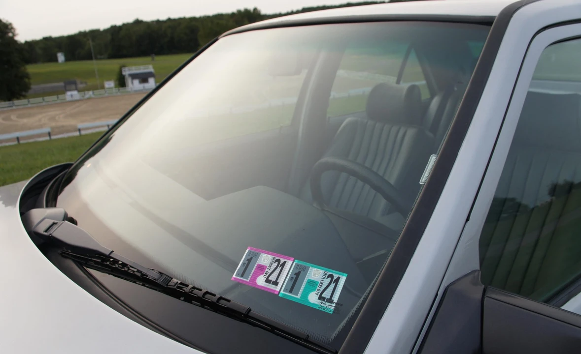 1986 Mercedes-Benz W124 E-Class - Image 19 of 31