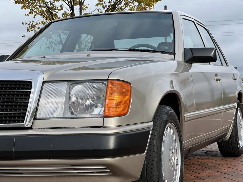 1986 Mercedes-Benz W124 E-Class - Image 21 of 31