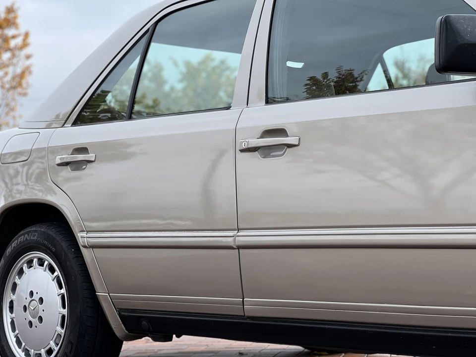 1986 Mercedes-Benz W124 E-Class - Image 26 of 31