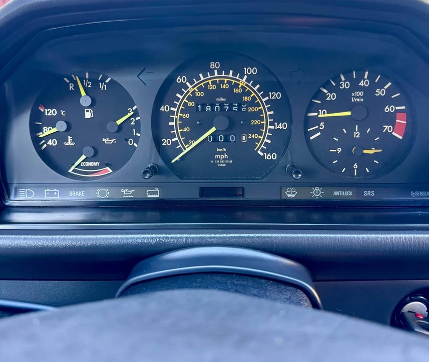 1986 Mercedes-Benz W124 E-Class - Image 18 of 24