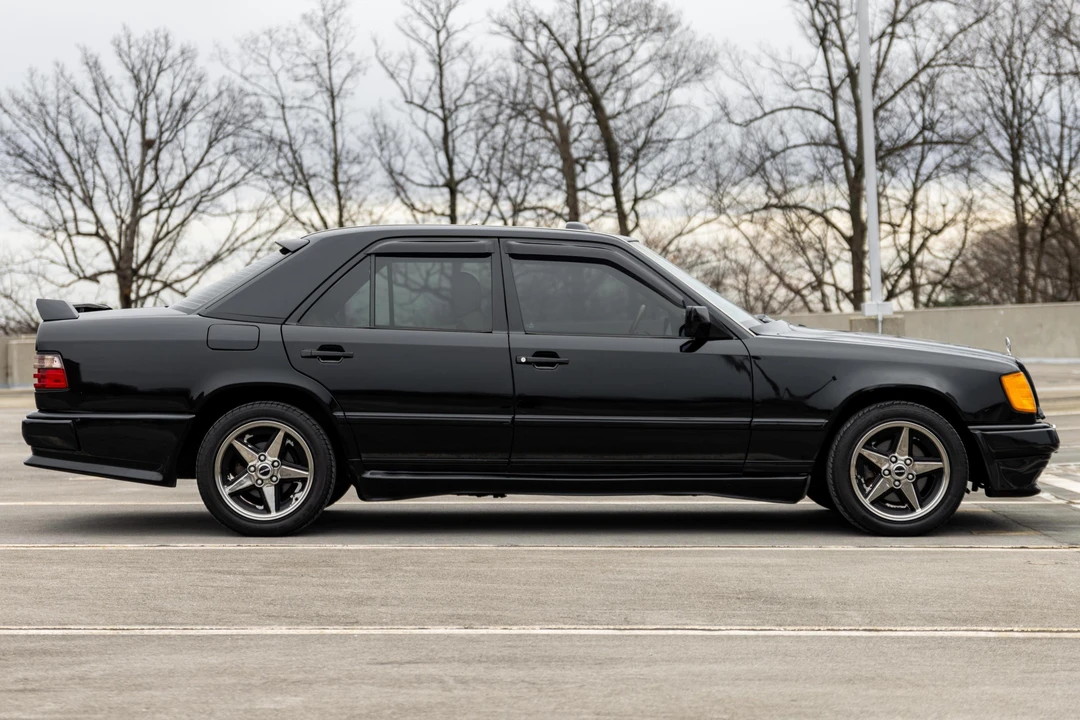 1986 Mercedes-Benz W124 E-Class - Image 3 of 31