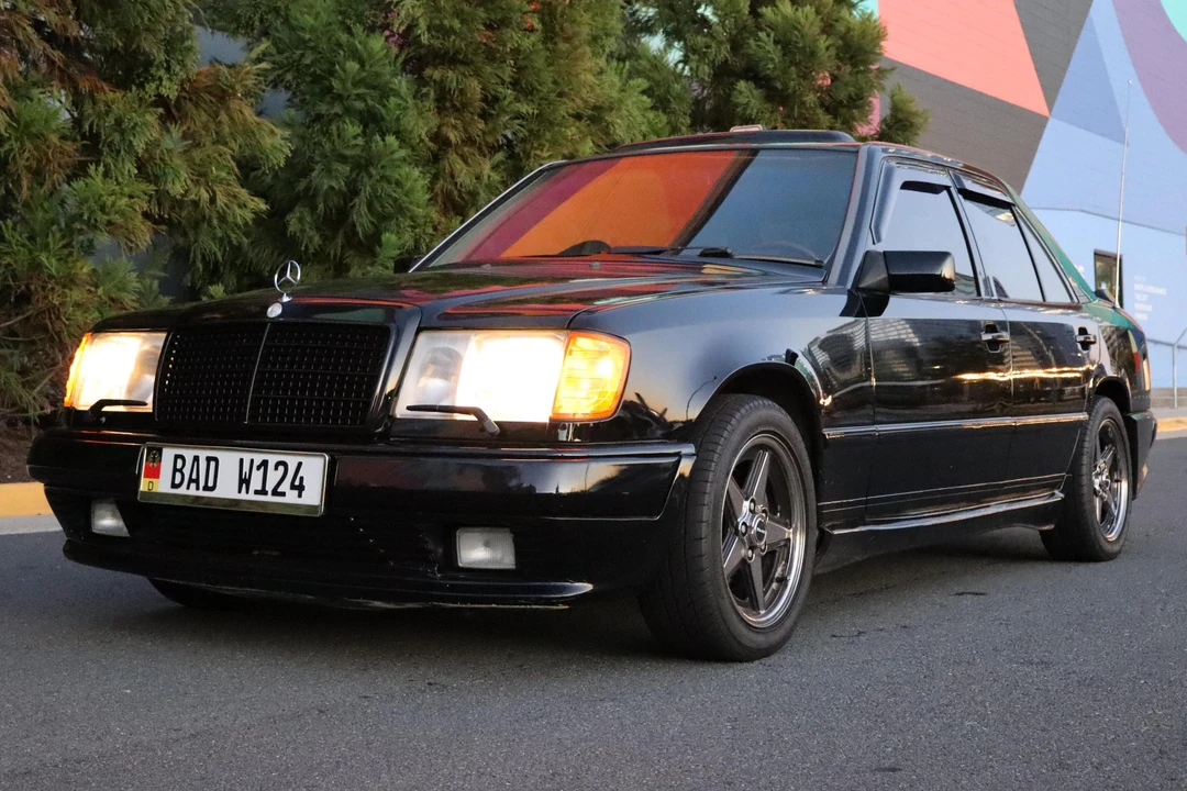 1986 Mercedes-Benz W124 E-Class - Image 9 of 31