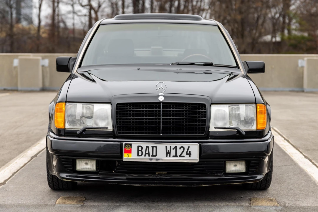 1986 Mercedes-Benz W124 E-Class - Image 2 of 31